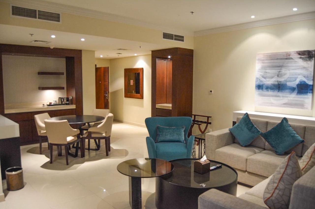 Grand Mercure Hotel Dubai Ngoại thất bức ảnh